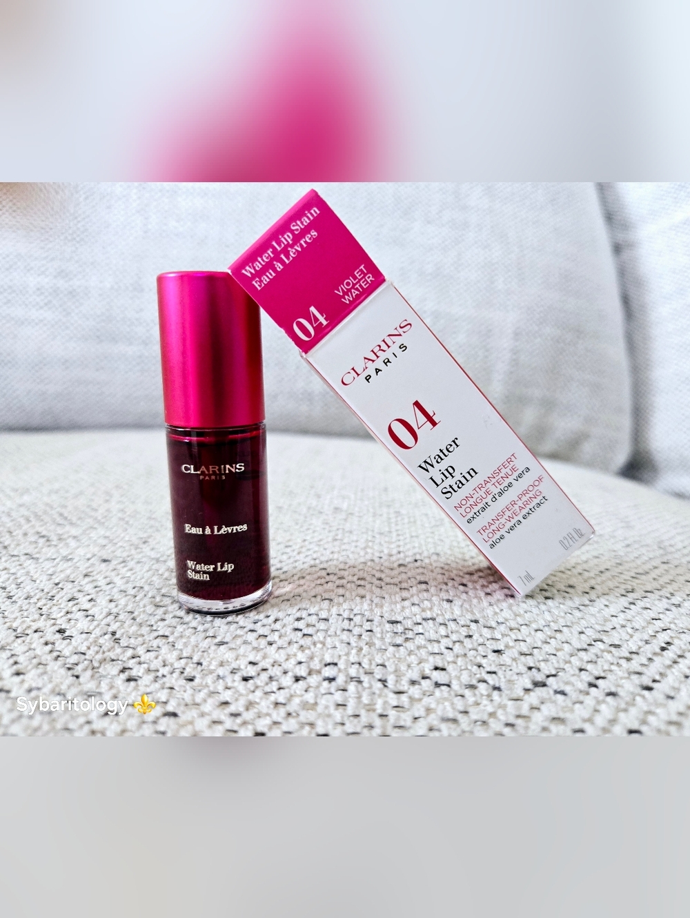 NWT CLARINS PARIS Long-Wearing Water Lip Stain 04 Violet Water - Bright Magenta